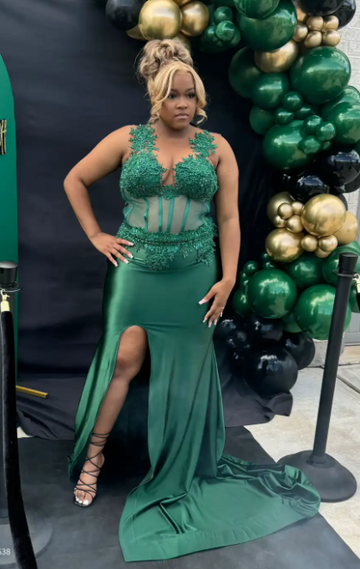 Niulatu Jewel Sheath Dark Green Long Prom Dresses Satin Appliques Dark Green Evening Gowns with Slits HZ1026